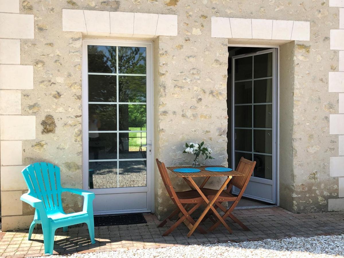 Bed and Breakfast La Tour De La Conterie Beaumont-Village Esterno foto