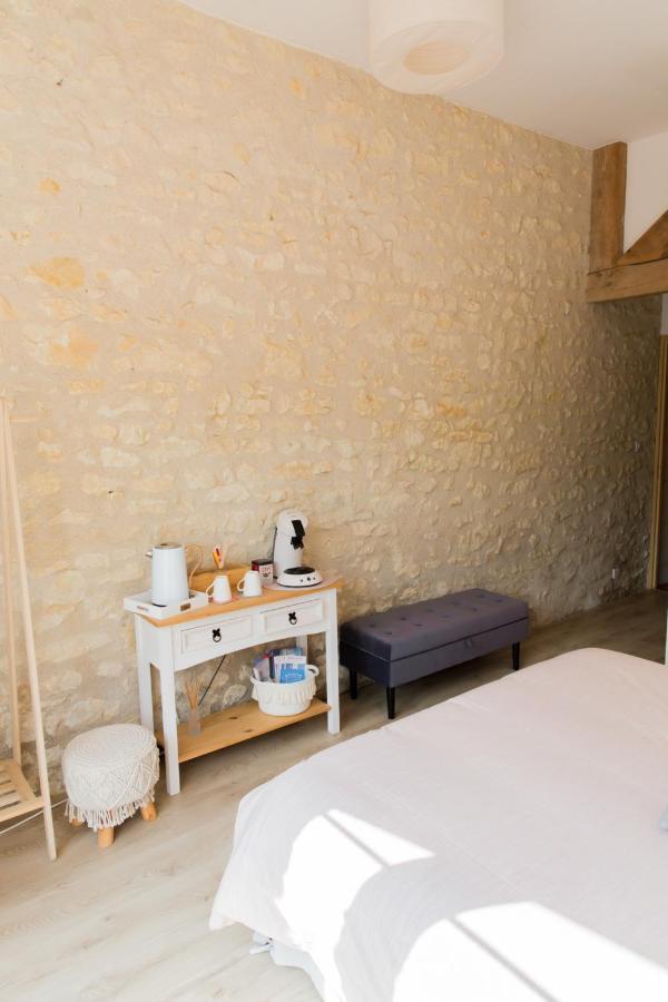 Bed and Breakfast La Tour De La Conterie Beaumont-Village Esterno foto