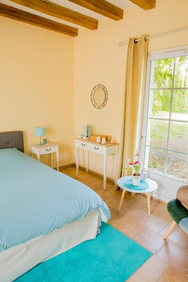 Bed and Breakfast La Tour De La Conterie Beaumont-Village Esterno foto